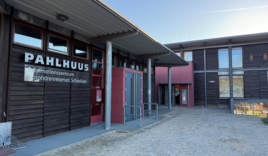 Verwaltungsgebäude BRA Sch-Elb